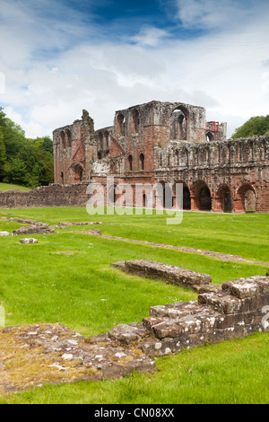 UK, Cumbria, Barrow in Furness, Furness Abbey Ruinen des ehemaligen Zisterzienserklosters Stockfoto