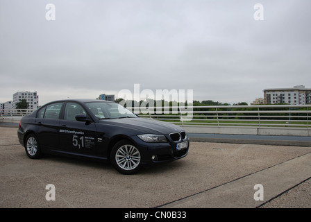 BMW 320d Efficient Dynamics - meine 2005 (FL 2009) - Premium-deutsche obere Mittelklasse Auto (Teil D) - auf dem Parkplatz Stockfoto