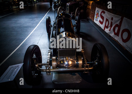 Ein Rennwagen mit Vorderradantrieb im Mullin Museum in Oxnard, Kalifornien, USA Stockfoto