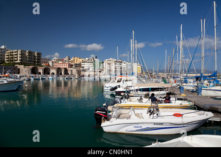 Der venezianische Hafen von Heraklion, Kreta, Griechenland Stockfoto