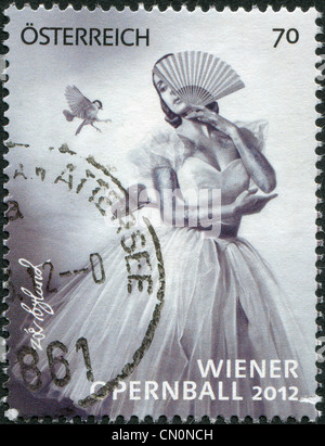 Österreich - ca. 2012: Eine Briefmarke gedruckt in Österreich, gewidmet der Wiener Opernball, ca. 2012 Stockfoto