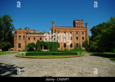 neogotische Schloss Jan III. Sobieski in Rzucewo, Bucht von Puck, Polen Stockfoto