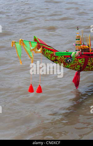 NGO-Regatta feiert Khmer Menschen Neujahrsfest, Ghe Ngo Festival, am Mekong River, Soc Trang, Vietnam Stockfoto