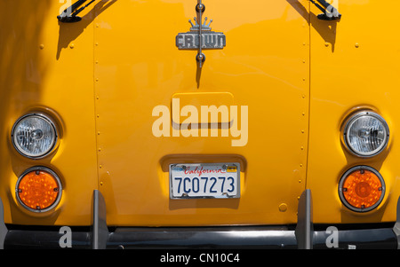 Amerikanische gelben Schulbus Krone Supercoach Stockfoto