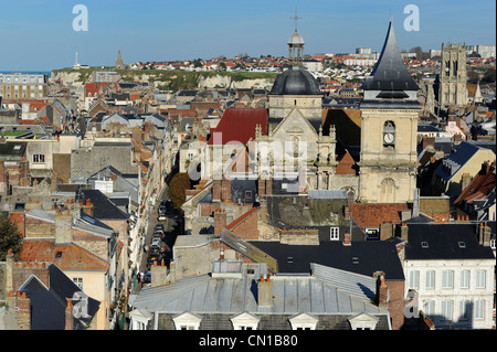 Frankreich, Seine Maritime, Dieppe, die Saint-Remy und Saint-Jacques-Kirche im Hintergrund Stockfoto