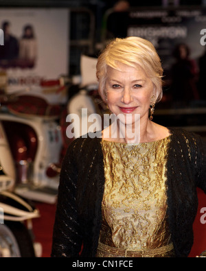 02.01.2011. Dame Helen Mirren besucht die Europapremiere von Brighton Rock am Leicester Square, London. Bildnachweis sollte lauten: Julie Edwards Stockfoto