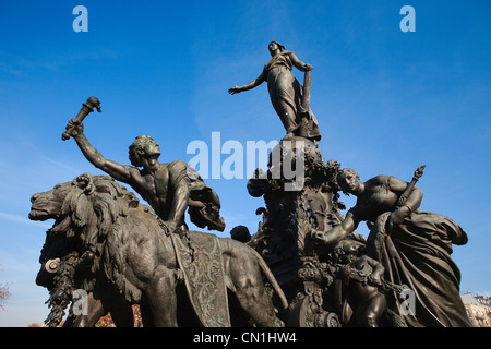 Frankreich, Paris, Statue der Triumph der Republik von Dalou in der Mitte des Place De La Nation Stockfoto