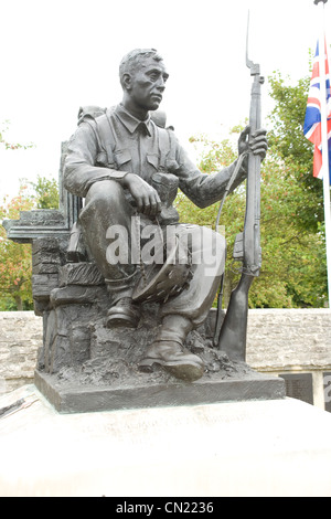 Denkmal für die grüne Howards in Crepon Erinnerung an die Kämpfe am D-Day in der Normandie Stockfoto