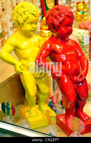 Belgien, Brüssel, Manneken Pis, Figur für den Verkauf in einem Geschäft Stockfoto