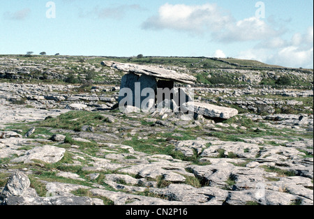 Poulnabrone Dolmen - Burren Stockfoto
