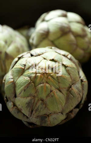 Artischocken, Nahaufnahme Stockfoto