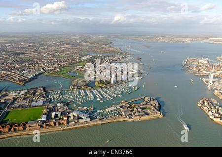 Luftbild zeigt Portsmouth Harbour Stockfoto