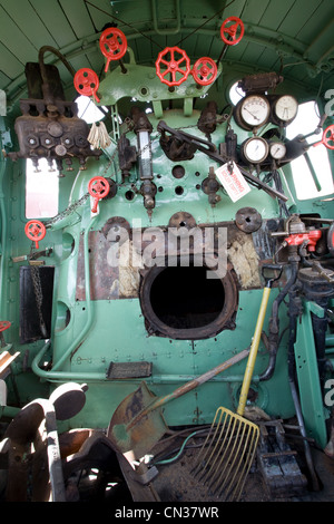 Australien, Northern Territory, rote Mitte, Alice Springs, Kessel Motor eines alten Motors im Old Ghan Museum Stockfoto