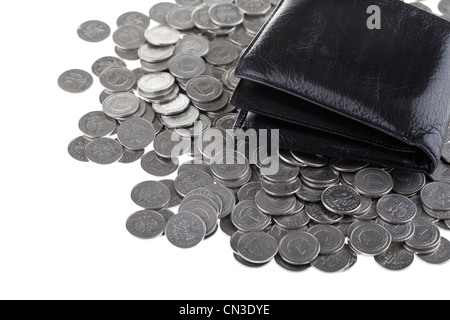 Schwarze Geldbörse Handauflegen ein polnischer Zloty Münzen Hintergrund. Geld und sparen-Konzept. Stockfoto