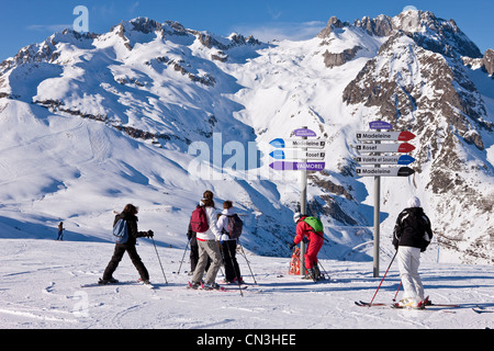 Frankreich, Savoyen, Valmorel, Massif De La Vanoise, Tarentaise-Tal, St François Longchamp, Maurienne-Tal, unterzeichnet am oberen Rand Stockfoto