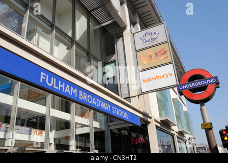 Fulham Broadway unterirdischen Bahnhof und Einkaufszentrum, Fulham, London, UK Stockfoto