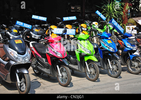 Roller vor laden, Ratmakka Road, Mueang Chiang Mai, Chiang Mai, Provinz Chiang Mai, Thailand zu mieten Stockfoto