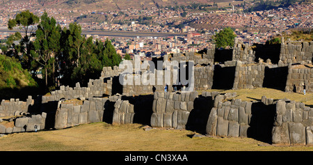 Provinz von Cuzco, Peru, Cuzco, aufgeführt als Weltkulturerbe der UNESCO, Sacsayhuaman, Inka Komplex gebaut von Pachacutec in der Stockfoto