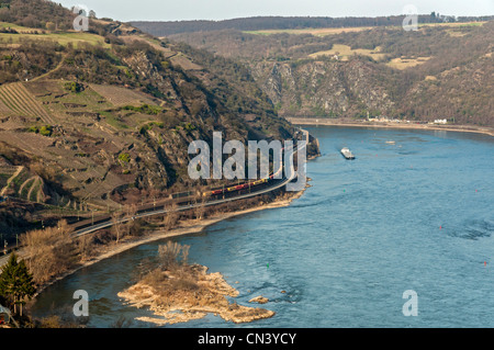 Ansicht der UNESCO aufgeführt Rheinschlucht von oben Oberwesel, Rheinland-Pfalz, Deutschland. Stockfoto