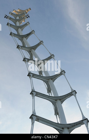 Eine spinale Skulptur im Millenium Square, Bristol, UK. Stockfoto