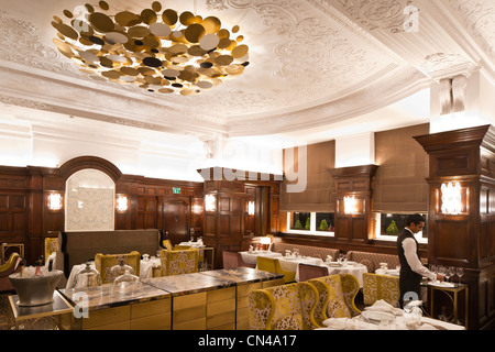 Vereinigtes Königreich, London, Mayfair, Carlos Ort Luxushotel The Connaught, Hélène Darroze im Connaught Restaurant entworfen Stockfoto