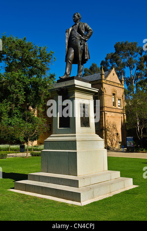 Australien, South Australia, Adelaide, Skulptur im Garten der Adelaide University Sports Association Stockfoto