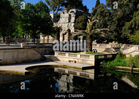 Frankreich, Gard, Nimes, die "Jardins De La Fontaine" (Brunnen Garten), Tempel von Diane Stockfoto