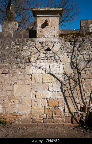 Gefüllt in Tür auf dem Gelände des Newstead Abbey, Nottinghamshire, England, UK. Stockfoto