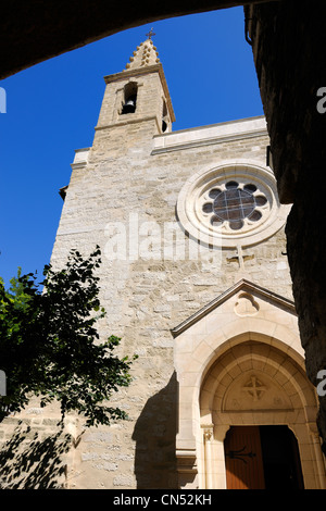 Frankreich, Gard, zahlt d'Uzege, Saint Quentin la Poterie, romanische Kirche erbaut im 12. Jahrhundert Stockfoto