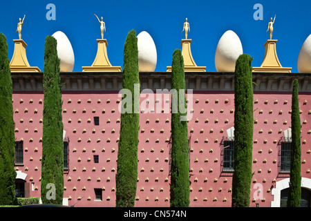 Spanien, Gerona, FIgueras (oder Figueres auf Katalanisch), gebürtige Stadt von Salvador Dalí, das Theater-Museum Dalí ganz im Zeichen von Dalí Stockfoto