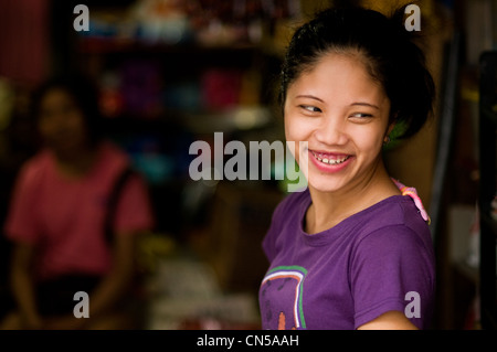 Frau im CO2-Markt, Innenstadt von Cebu City Philippinen... Stockfoto