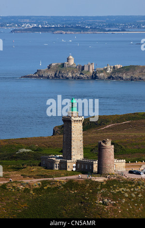 Frankreich, Côtes d ' Armor, Côte Emeraude (Smaragdküste), Cap Frehel und Fort la Latte (Luftbild) Stockfoto