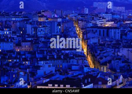 Frankreich, Bouches du Rhone, Marseille, 1. Arrondissement, La Canebiere, Rue d'Aubagne und Eglise du Calvaire (Kirche von Golgatha) Stockfoto