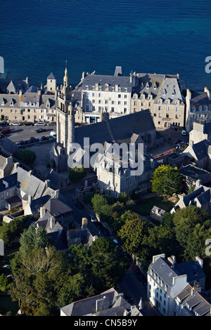 Frankreich, Finistere, Roscoff, Eglise Notre-Dame de Croaz Batz (Luftbild) Stockfoto