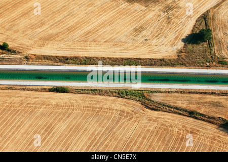 Frankreich, Bouches-du-Rhône, in der Nähe von Aix-En-Provence, Venelles, der Canal de Provence, Pumpstation von Saint-Hippolyte (Antenne Stockfoto