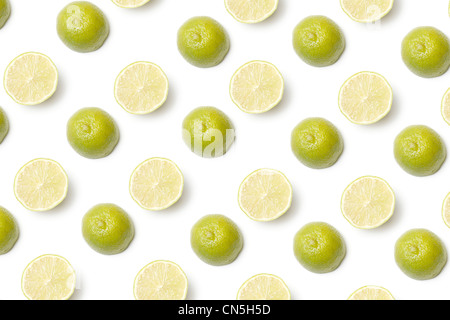 Ein Kalk-Muster, isoliert auf weiss Stockfoto