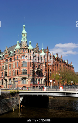 Deutschland, Hamburg, Europäische Grüne Hauptstadt 2011, Speicherstadt, Viertel mit alten Lagerhäusern, befindet sich im Hamburger Hafen Stockfoto