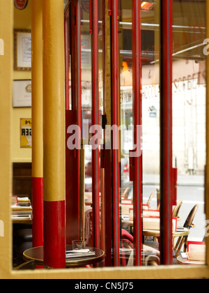 Frankreich, Paris, feature: 25 Paris Bistros, allgemeine Runde Getränke, Saint Germain des Pres Bezirk, Le Comptoir du Relais Stockfoto