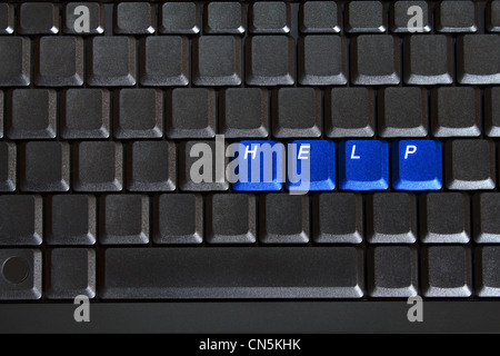 Konzept der leere Computer-Tastatur mit blauen Tasten helfen Stockfoto