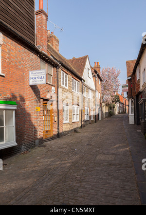 Lombard Street, Petworth, West Sussex, im Frühjahr. Stockfoto