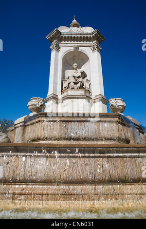 Frankreich, Paris, St-Sulpice Brunnen auf St Sulpice Quadrat Stockfoto