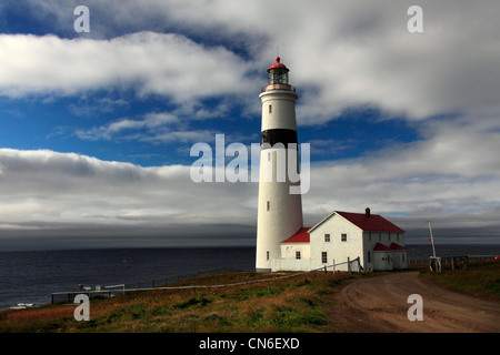 Foto von Punkt Amour Leuchtturm am späten Nachmittag, Labrador, Kanada Stockfoto