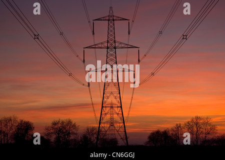 Strommasten in der Nähe von Burbage, Leicestershire, Vereinigtes Königreich Stockfoto