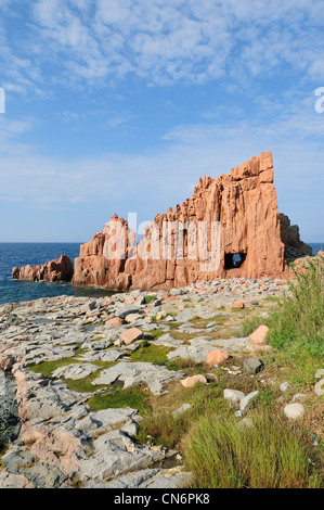 Sardinien ist. Italien. Rocce Rosse, charakteristischen roten Felsen von Arbatax. Stockfoto