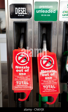 Kein Benzin oder Diesel Kraftstoff in den Pumpen-Zeichen während der Treibstoffmangel, Newmarket Suffolk UK Stockfoto