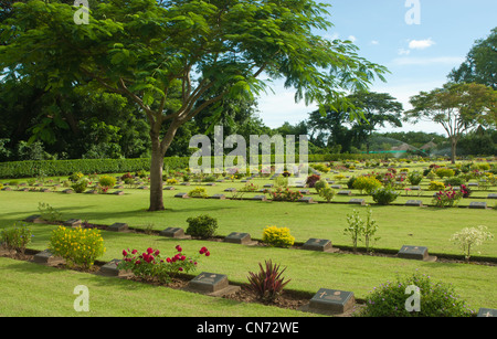 Chungkai Friedhof, Kanchanaburi, Thailand Stockfoto