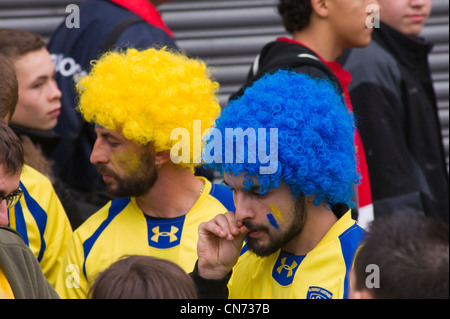 Rugby-Fans in Vicarage road Stockfoto