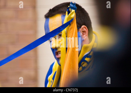 Rugby-Fans in Vicarage road Stockfoto