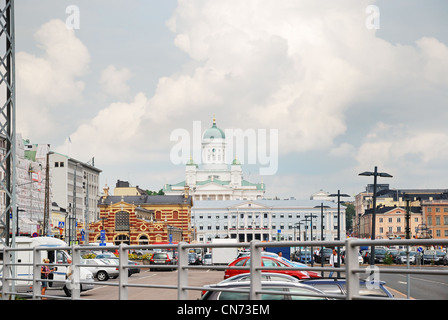 Am Marktplatz in Helsinki Stockfoto