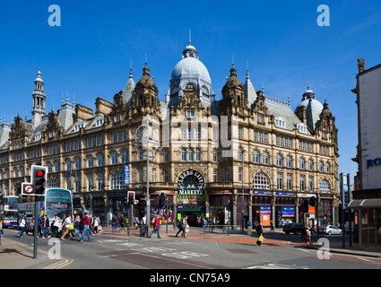 Außenseite der Edwardian Leeds City Märkte (Kirkgate Market), Leeds, West Yorkshire, England Stockfoto